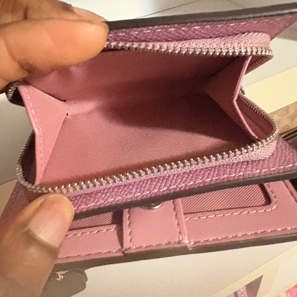COACH metallic wallet - Picture 5 of 6